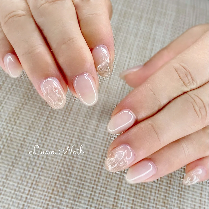 ③爽やかなオフィス仕様♡シアーアイボリーのニュアンスネイル