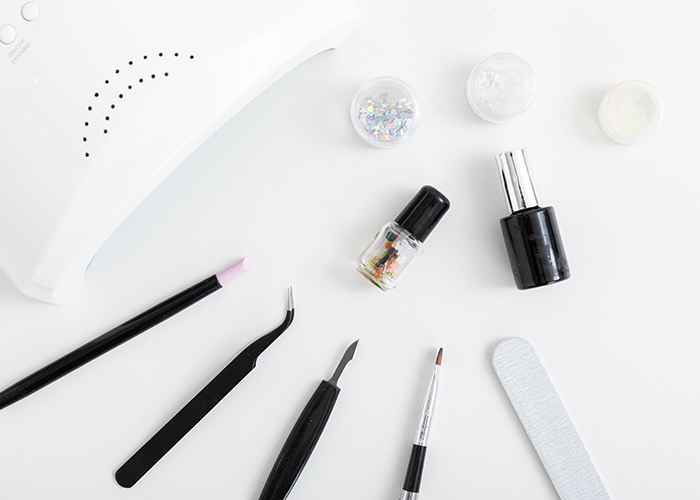 セルフでも楽しめる！紅葉ネイルのアレンジ術