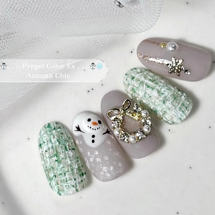 ④ぷっくり雪だるまが可愛い♡ツイード×クリスマスネイル
