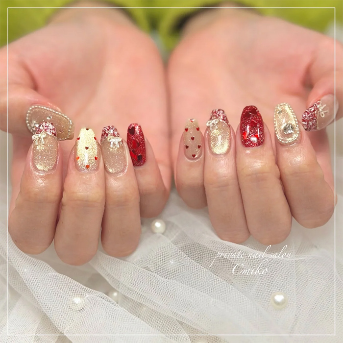 ②うるちゅる感が◎マグネット×バレンタインネイル