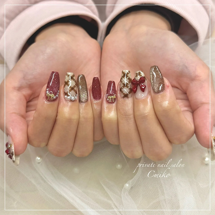 ⑭レトロで大人可愛い♡斜めチェック柄×リボンネイル