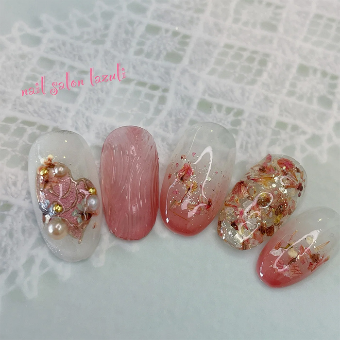 ①春の要素を詰め込んで♡フラワー×ニュアンスネイル