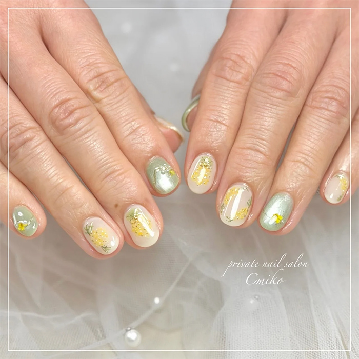 ③爽やかで可愛い☆イエローフラワーネイル