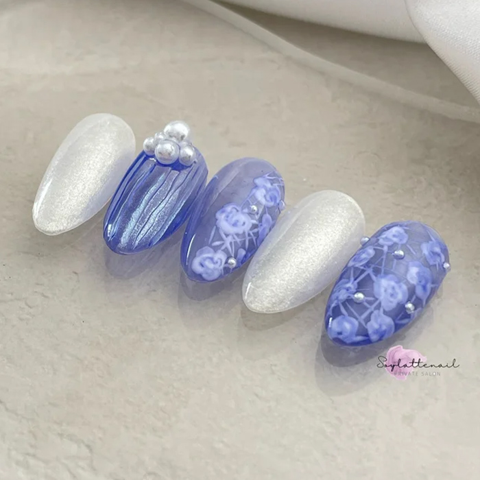 ⑫クールで上品♪クリアブルー×オケージョンネイル