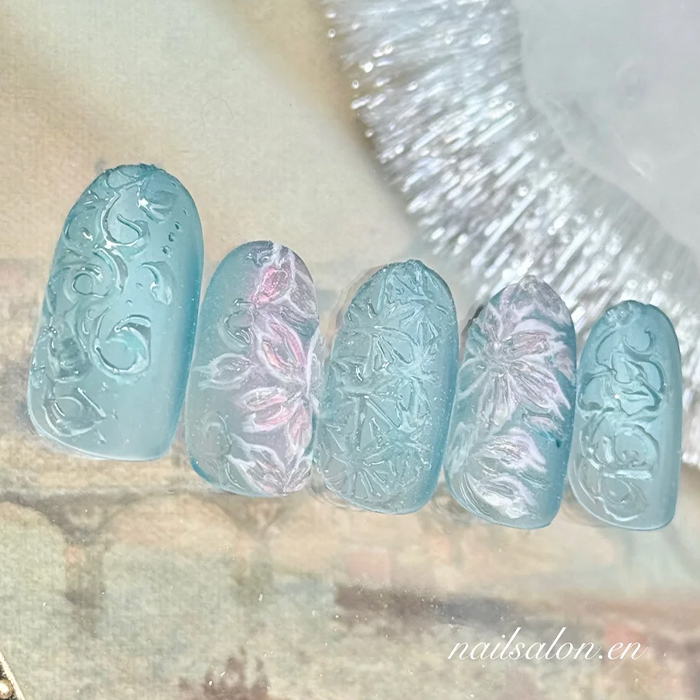 ⑭まるでシーグラス♪クリアブルー×桜ネイル