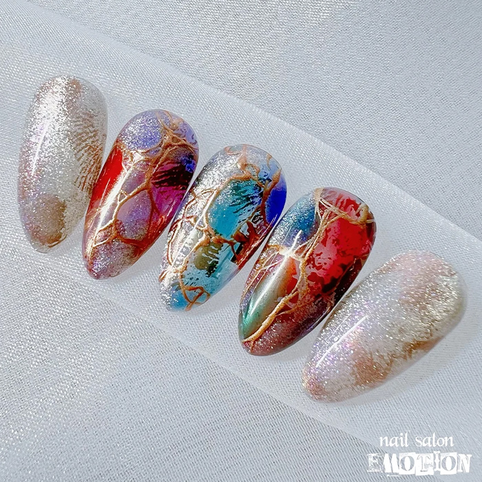 ①オシャレなニュアンス♪クリアカラー×オケージョンネイル