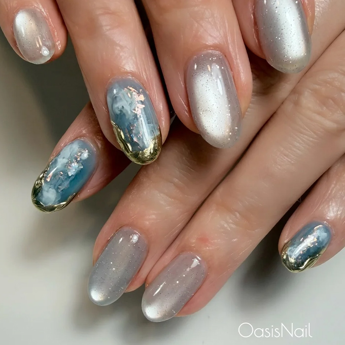 ④つやと奥行きを楽しむ☆マグネット×宝石風ネイル