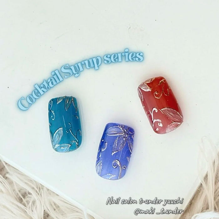 ②カクテルカラーがおしゃれ♪ミラーフラワーネイル