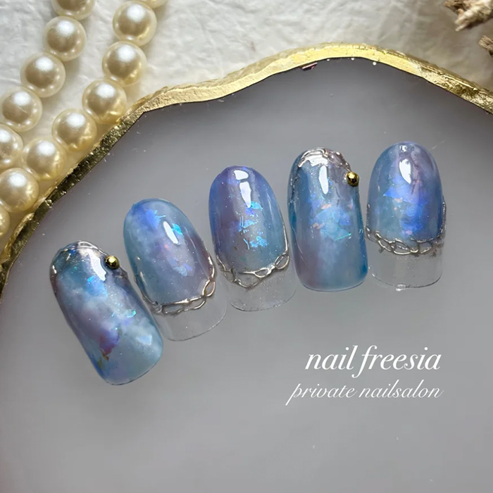 ⑥シアーで生み出す奥行き♡寒色ニュアンスネイル