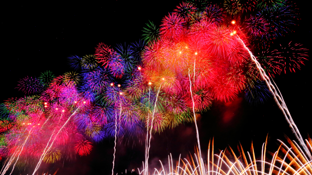夏祭りの日に映える☆花火ネイルデザイン15選