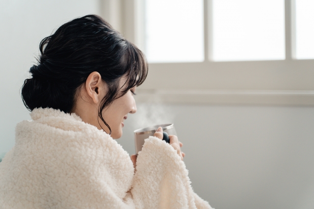 ツイードネイルで秋冬の指先に上品な華やかさを♡